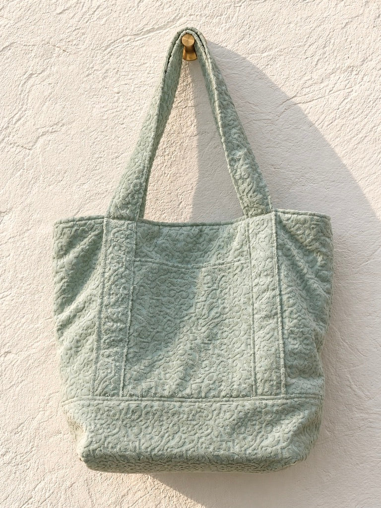 Aveline Tote II