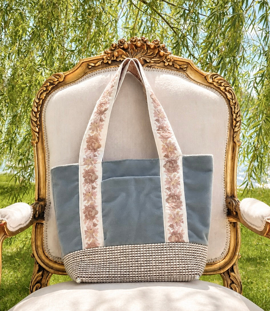 Annelise Tote I