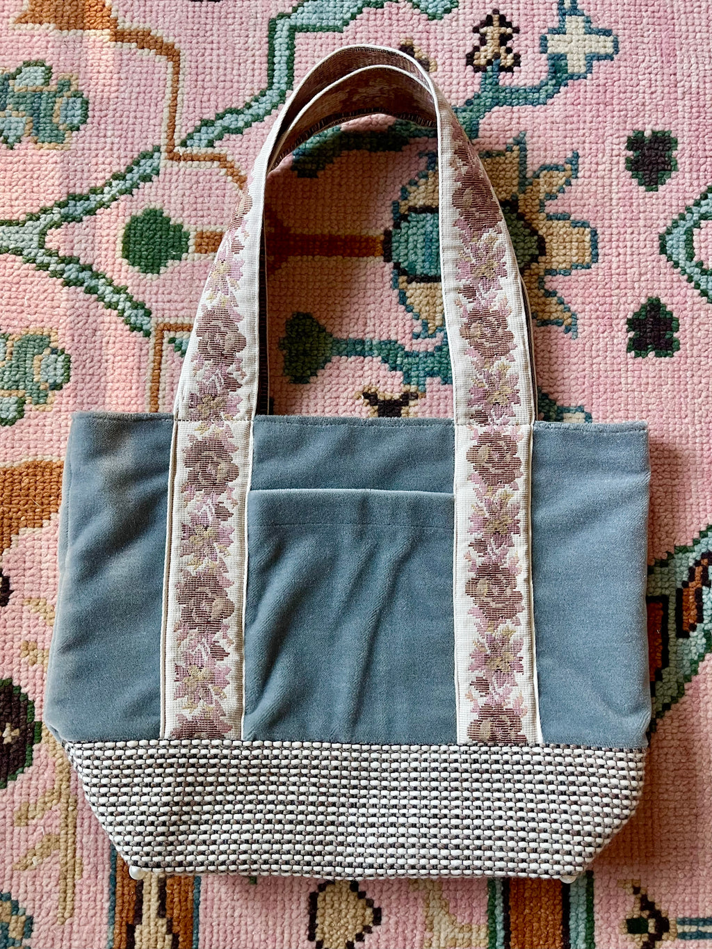 Annelise Tote I